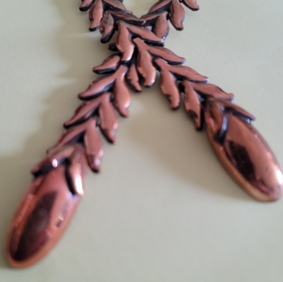 Vintage Copper Acorn Necklace - Picture 3 of 4
